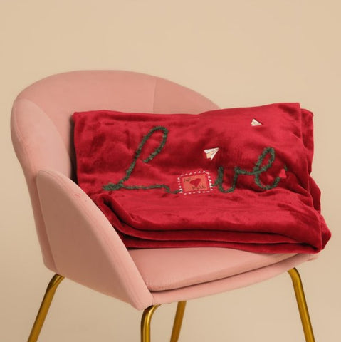 Plaid con ricamo "Love" | Pepita - PMC Portici

