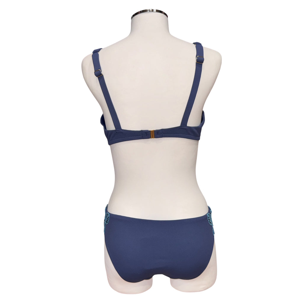 Bikini con ferretto tinta unita  in lycra piquet | Olivia White