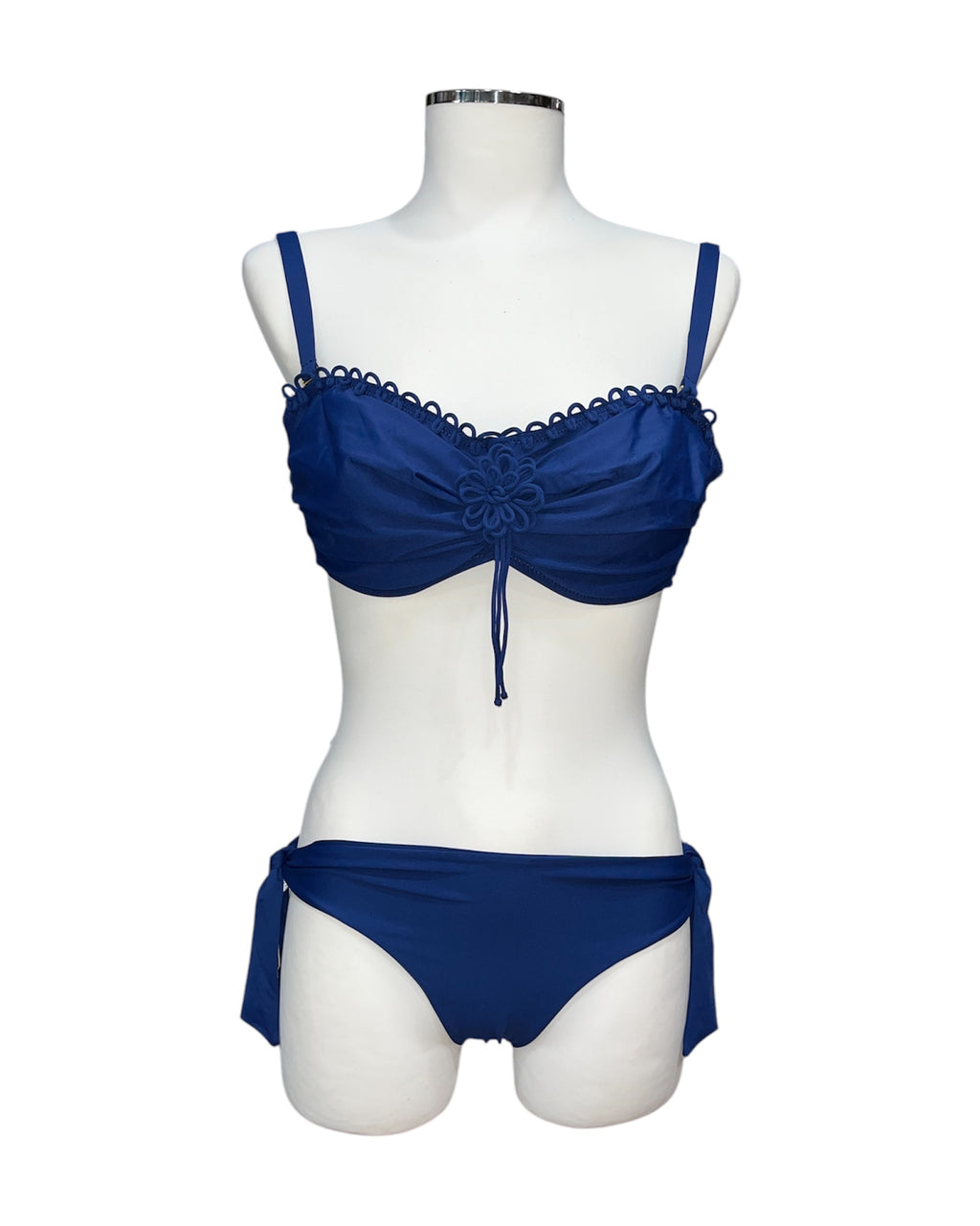 Bikini a fascia con ferretto ed applicazione fiore in lycra| Bernè - PMC Portici
