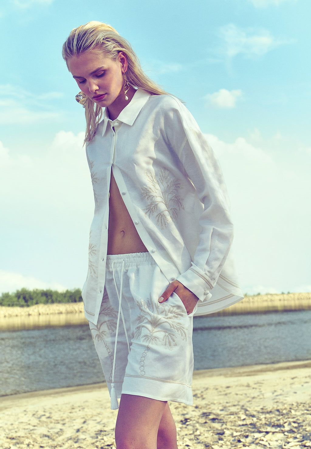 Camicia in misto lino con ricamo