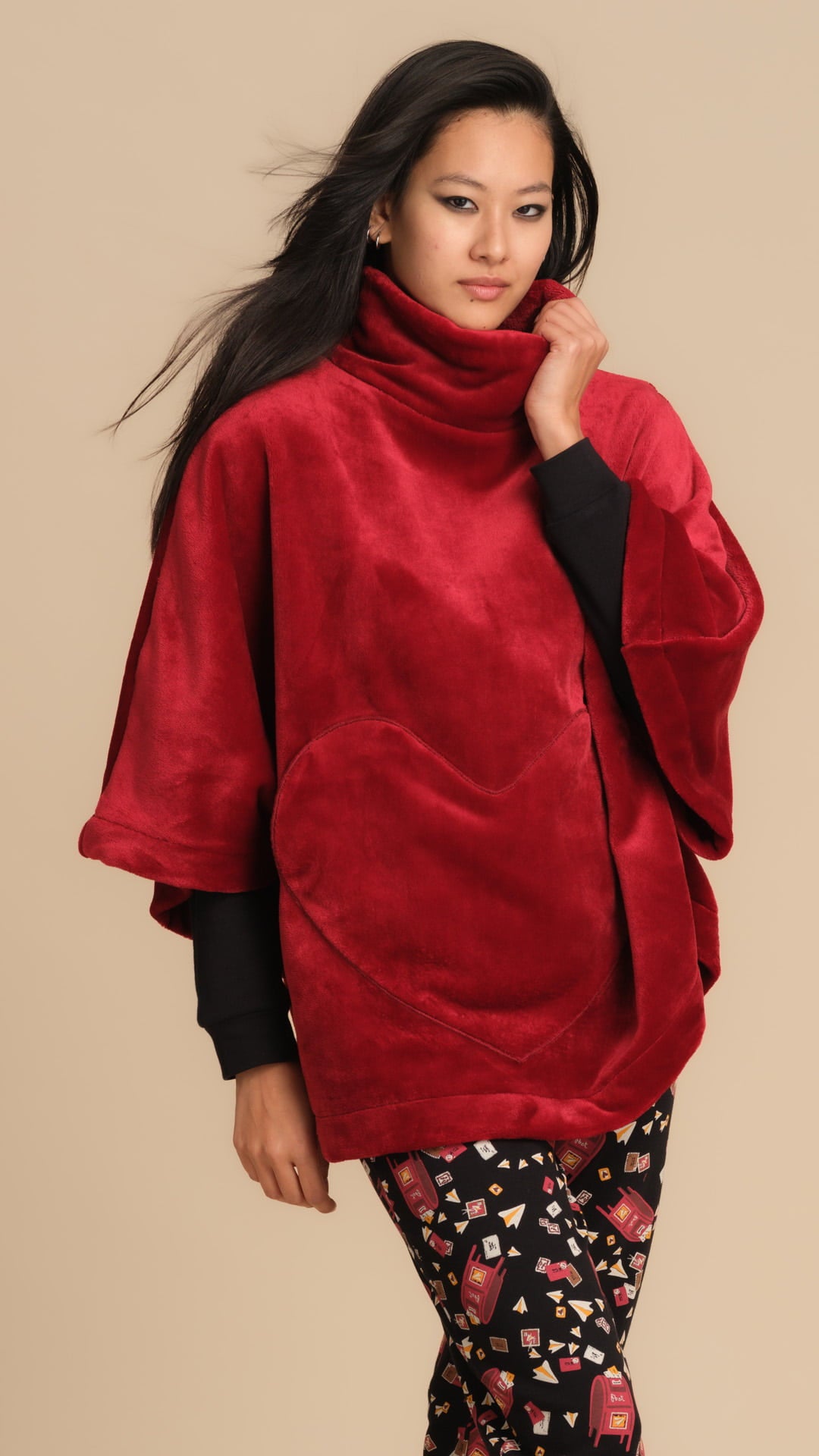 Poncho in pile tasche a cuore | PEPITA - PMC Portici