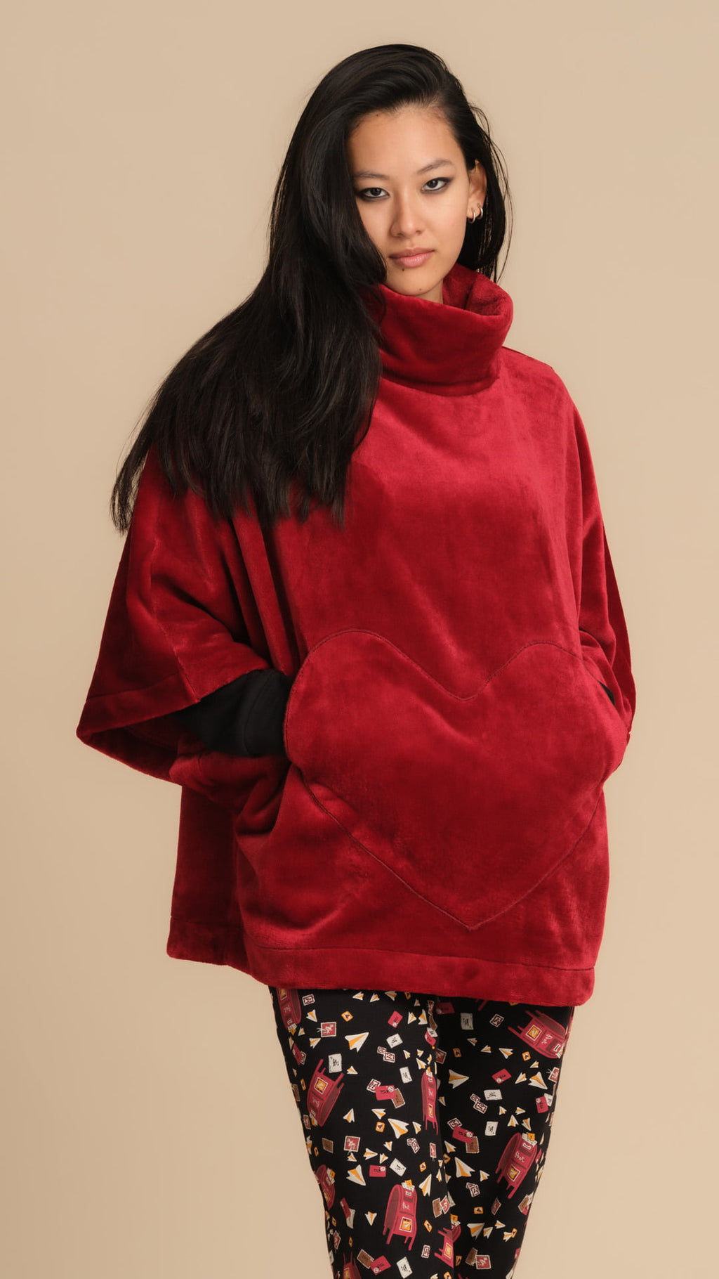 Poncho in pile tasche a cuore | PEPITA - PMC Portici