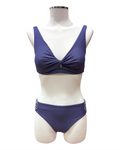 Bikini a triangolo con intreccio