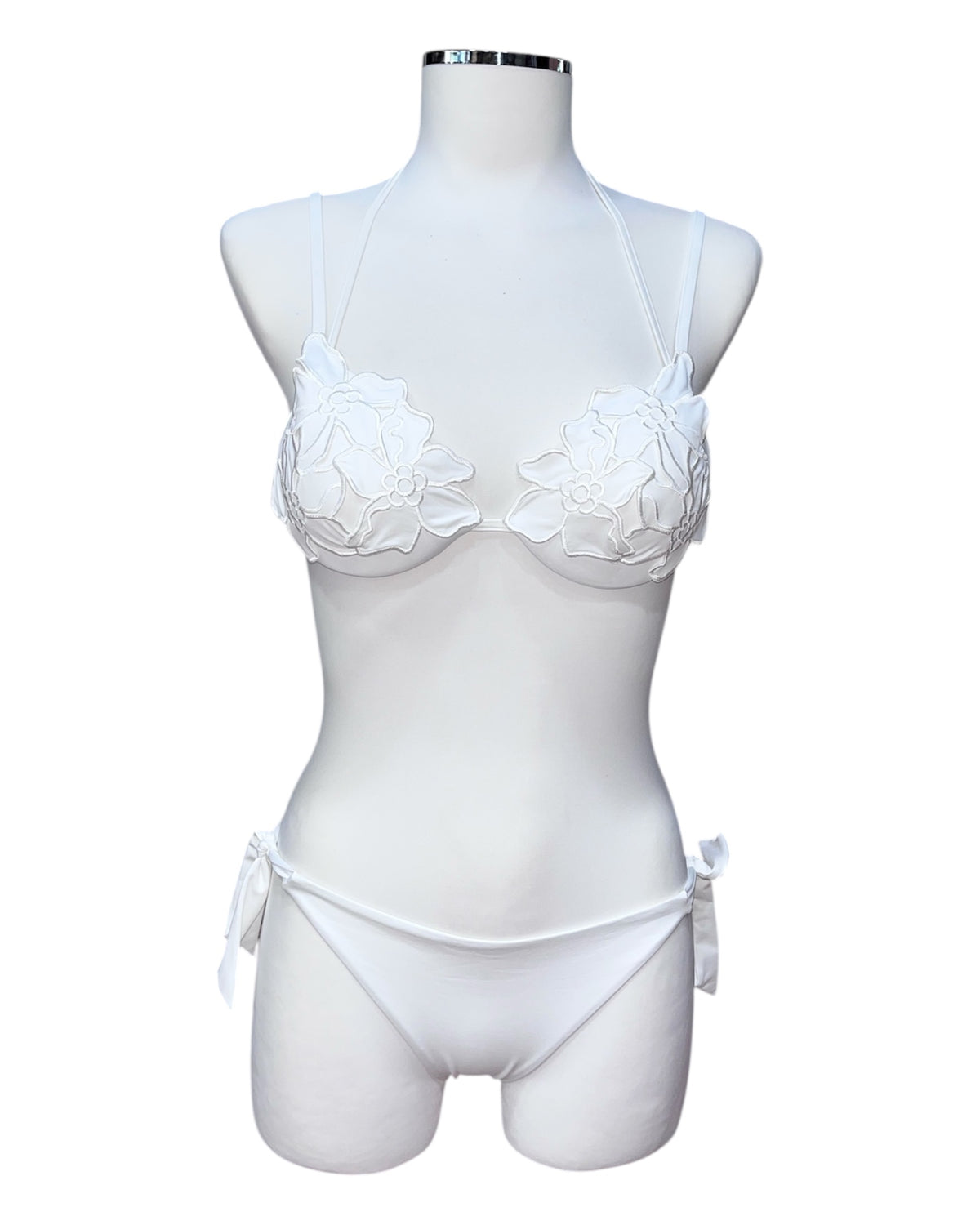 Bikini coppa push-up con intaglio